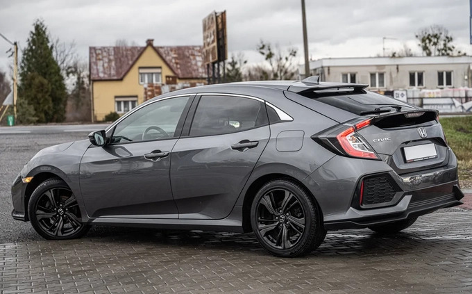 Honda Civic cena 62900 przebieg: 91000, rok produkcji 2018 z Radom małe 407